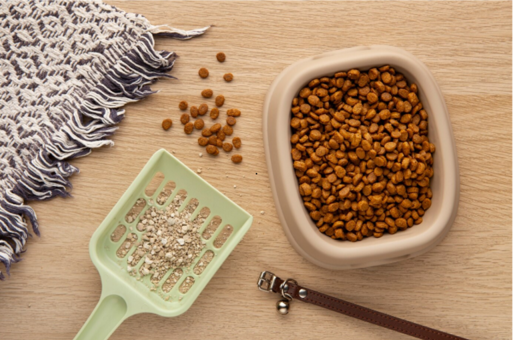 how to keep ants out of cat food